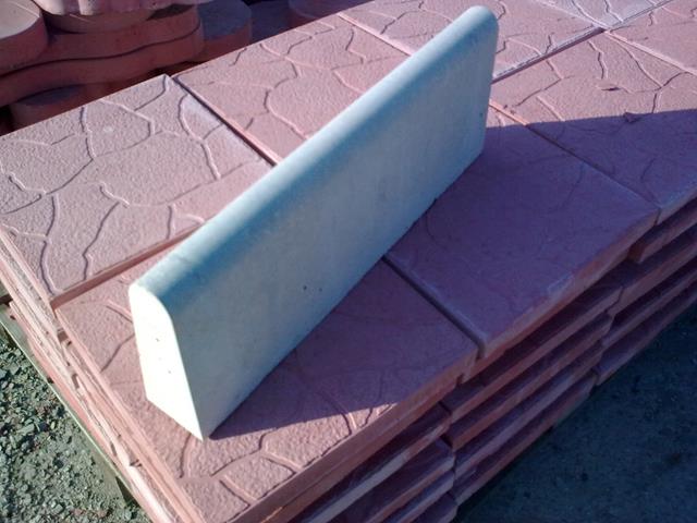 Krawężnik szary okrągły 50x20 cm